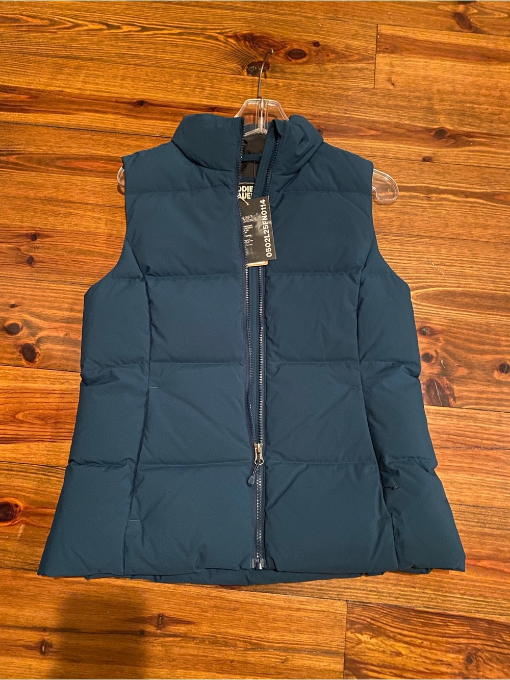 Eddie Bauer Women’s Essential 550 Down Vest Marine NWT SIZE S